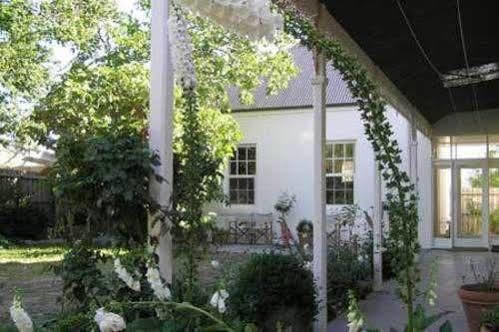 Camellia Cottage Bed & Breakfast Scotsburn ภายนอก รูปภาพ